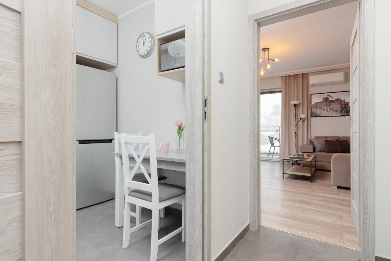 Modern One Bedroom Apartment With Parking In Lodz By Renters Prestige エクステリア 写真